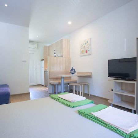 Studio Apartment - Seaview Premantura Exterior foto