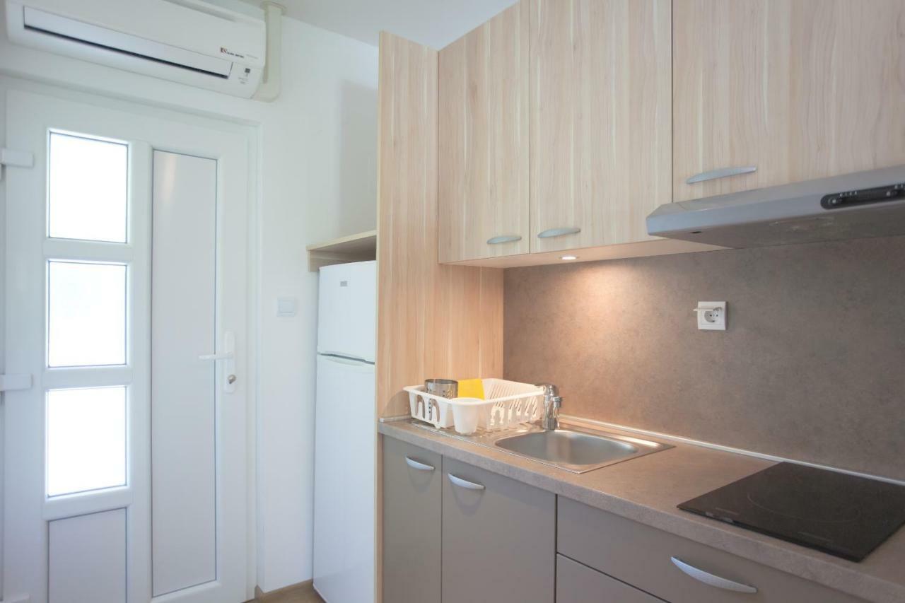 Studio Apartment - Seaview Premantura Exterior foto